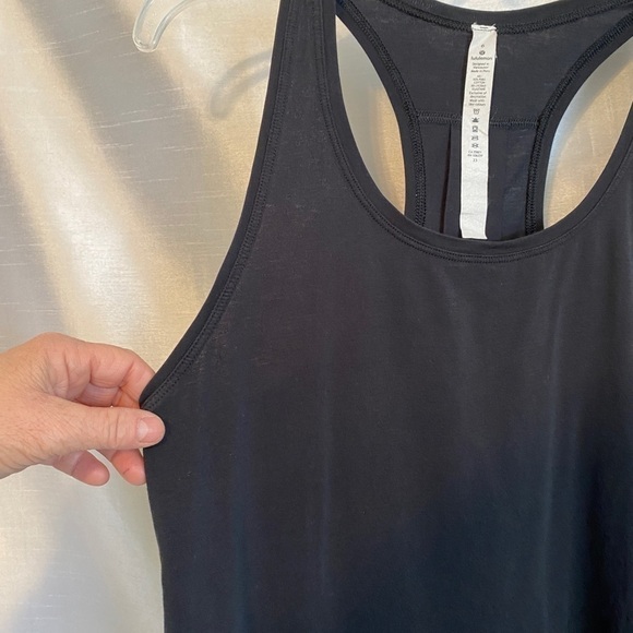 LuluLemon Athletica Yogi Racer  Back Black Ladies 6 - Picture 5 of 12